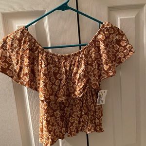 Off the shoulder daisy shirt